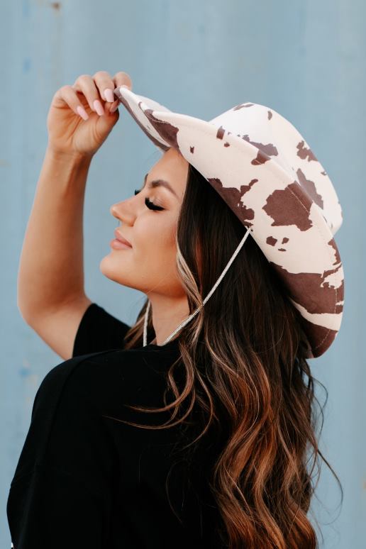 bruin rodeo nights cowboyhoed met koeienprint NanaMacs HPTT4470