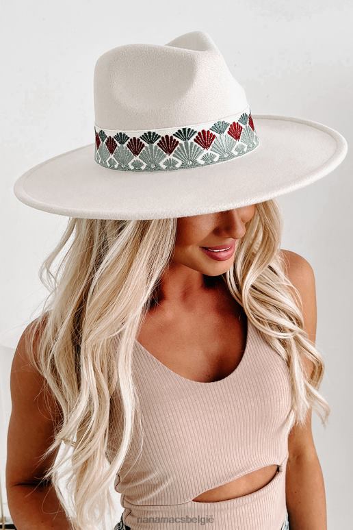 ivoor de boho lifestyle hoed met brede rand en geborduurde band NanaMacs HPTT4468