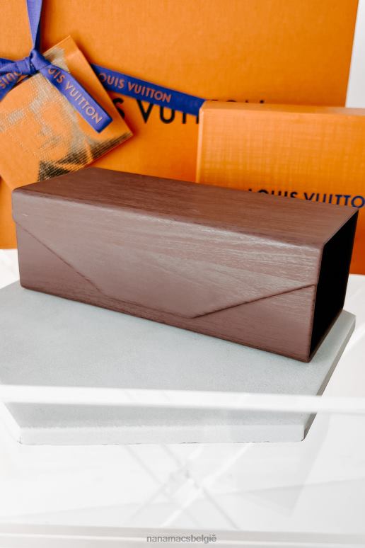 donker hout magnetische zonnebrilhouder van imitatiehout NanaMacs HPTT4447