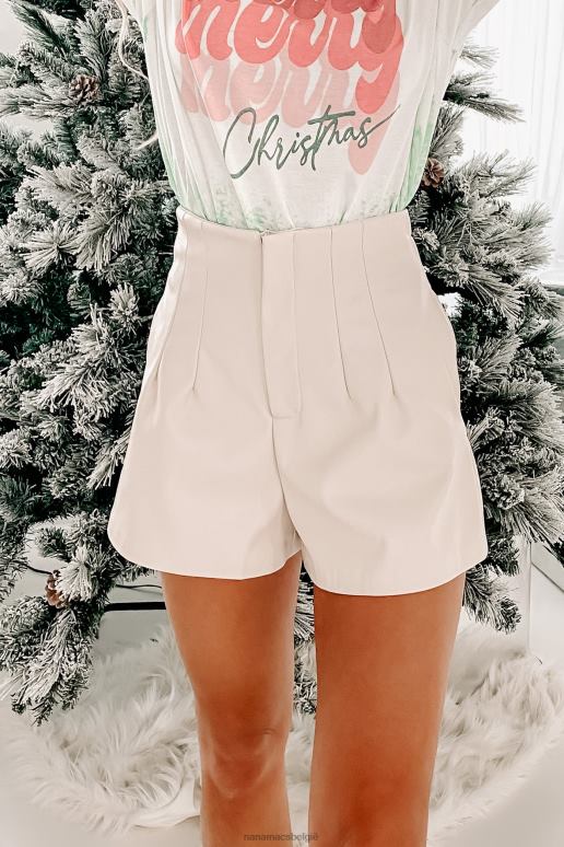 ecru het maken van een powerplay geplooide imitatieleren short NanaMacs HPTT2978