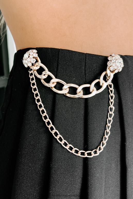 zwart leergierige maar stijlvolle geplooide mini-skort met kettingdetail NanaMacs HPTT2822