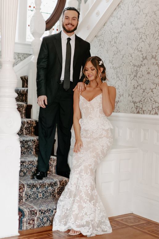 gebroken wit betoverde liefde geborduurde kanten zeemeerminjurk NanaMacs HPTT2397