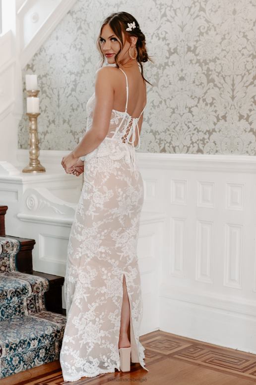 gebroken wit betoverde liefde geborduurde kanten zeemeerminjurk NanaMacs HPTT2397