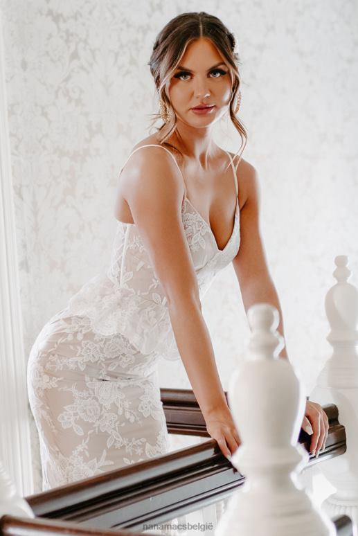 gebroken wit betoverde liefde geborduurde kanten zeemeerminjurk NanaMacs HPTT2397