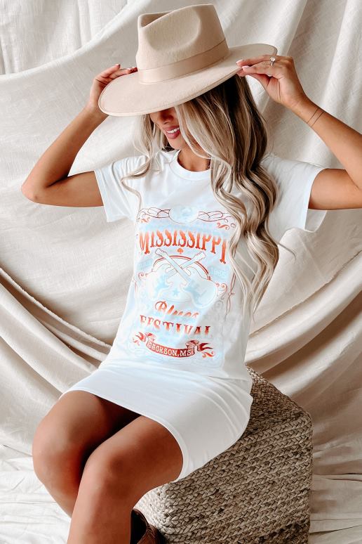 wit mississippi blues festival grafische t-shirtjurk NanaMacs HPTT3599