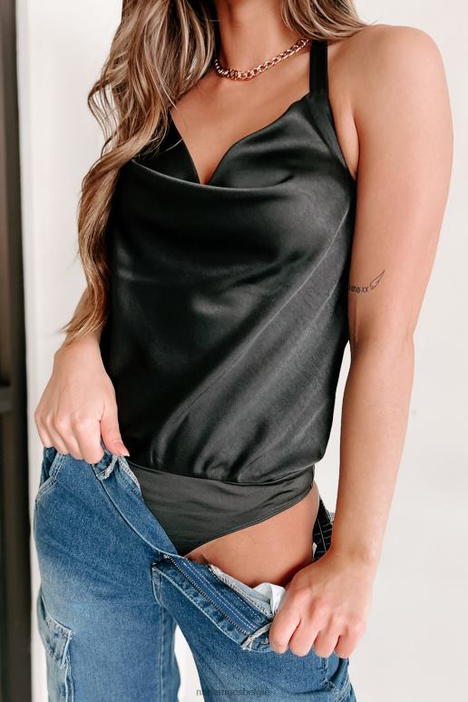 zwart forever chic bodysuit met gedrapeerde halterhals NanaMacs HPTT463