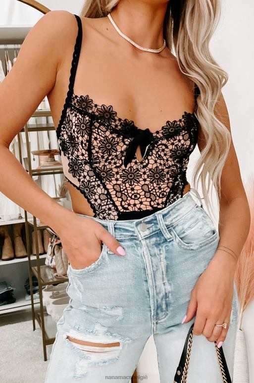 zwart wanhopige harten bodysuit met contrasterend kant NanaMacs HPTT170