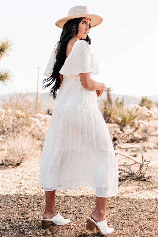 gebroken wit lieve meisjes maxi-jurk met ruches aan de mouwen en v-hals NanaMacs HPTT2428