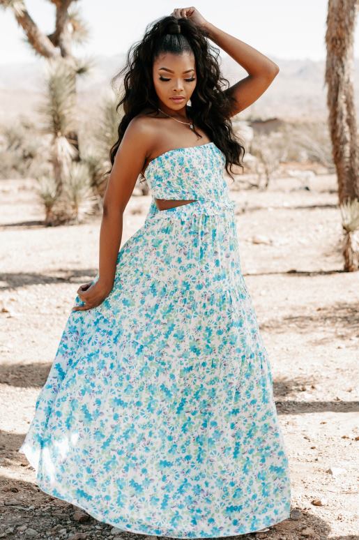 wit/aquablauw bloeiend in stijl strapless gebloemde maxi-jurk NanaMacs HPTT2430