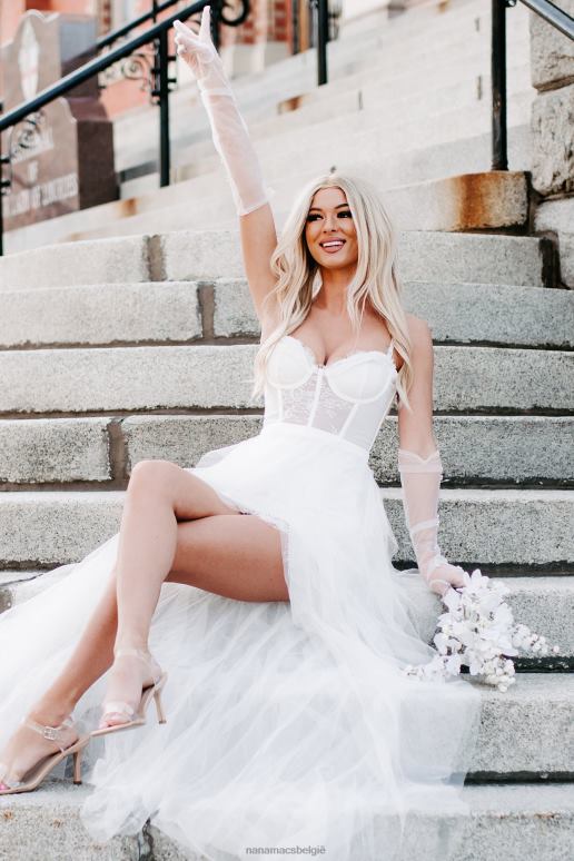 wit maxi-jurk met engelachtig gevoel en korset NanaMacs HPTT2359