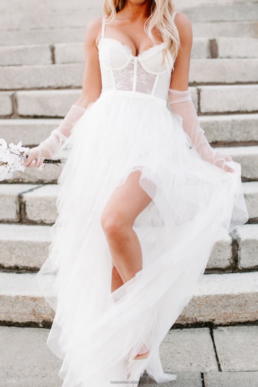 wit maxi-jurk met engelachtig gevoel en korset NanaMacs HPTT2359