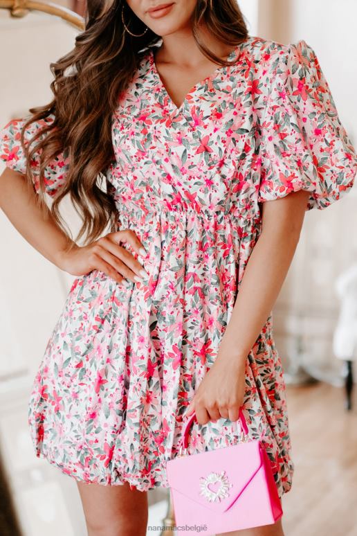 roze gebloemde finesse mini-jurk met pofmouwen en gebloemde bolzoom NanaMacs HPTT2039