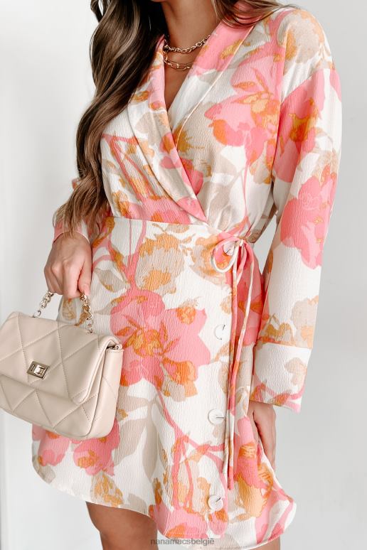 roze vrouwelijke charme wikkeljurk NanaMacs HPTT2025