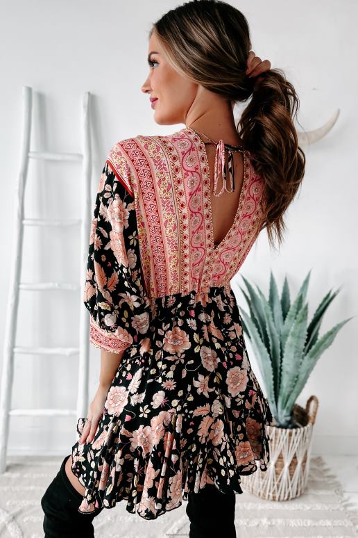 zwart/roze vrolijke mini-jurk met gemengde print en ruches aan de zoom NanaMacs HPTT2208