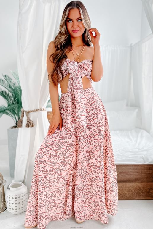 stoffige mauve tweedelige set met gedurfde schoonheid en zebraprint NanaMacs HPTT1637