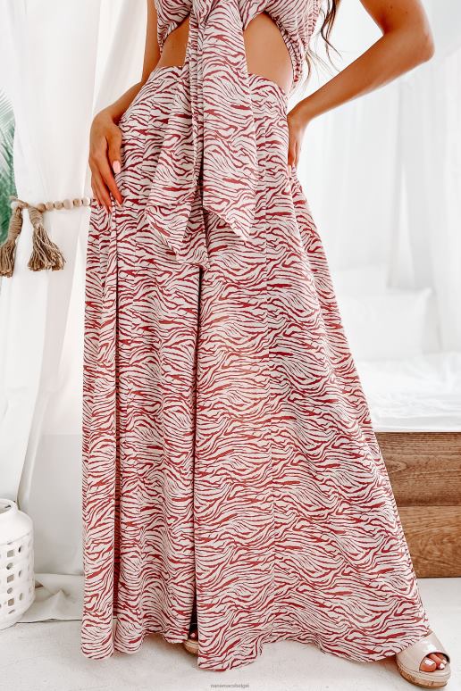 stoffige mauve tweedelige set met gedurfde schoonheid en zebraprint NanaMacs HPTT1637