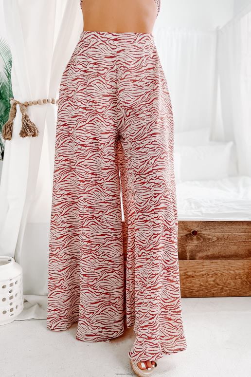 stoffige mauve tweedelige set met gedurfde schoonheid en zebraprint NanaMacs HPTT1637