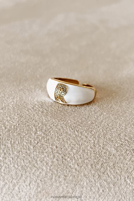 wit goud wijzende vingers eerste ring NanaMacs HPTT4439