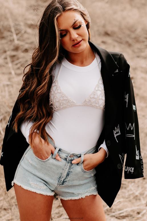 zwart heersend als een koningin met strass-detailblazer NanaMacs HPTT3615