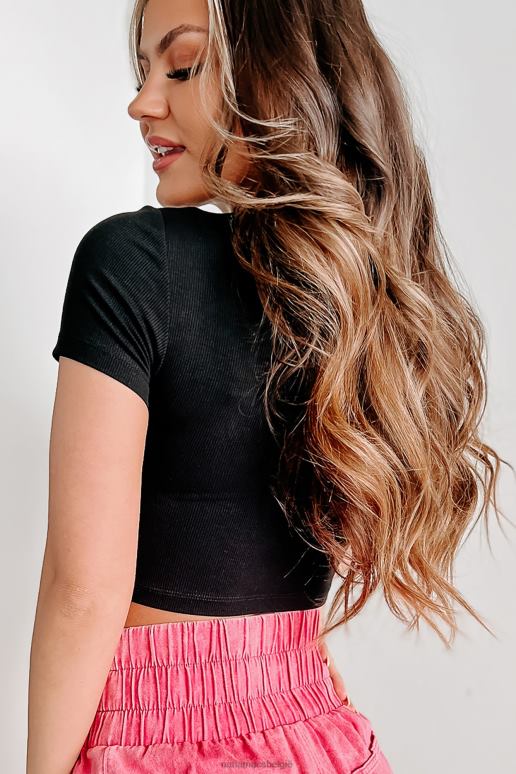 zwart geribbeld crop-t-shirt met vergeten herinneringen NanaMacs HPTT551