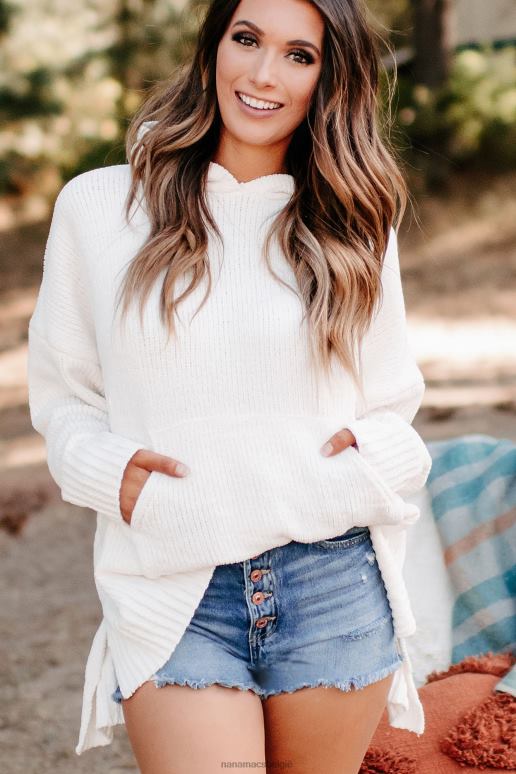 ivoor op zoek naar comfortabele chenille gebreide hoodie NanaMacs HPTT1739