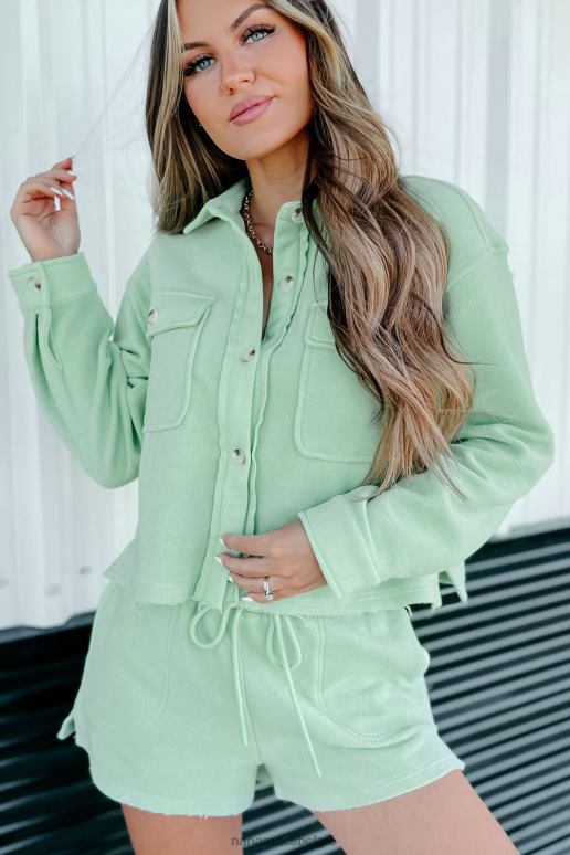 pistache belooft gehouden geborsteld fleece crop shacket NanaMacs HPTT1657