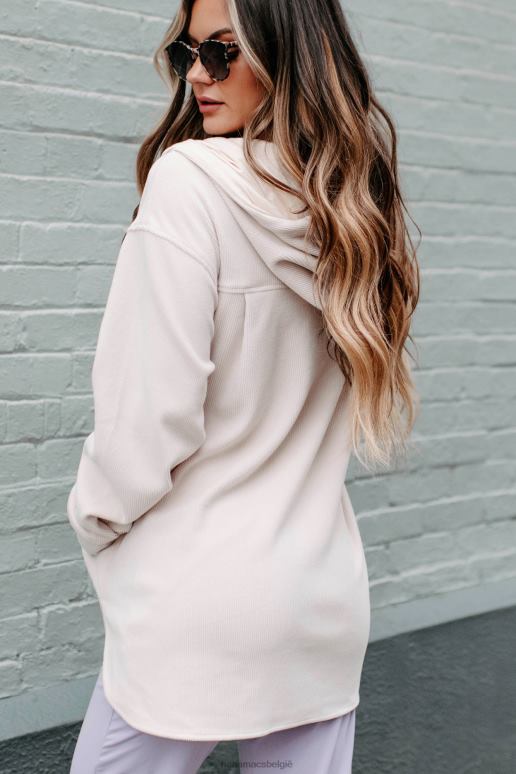 room bel het in een hut met een kap NanaMacs HPTT3692