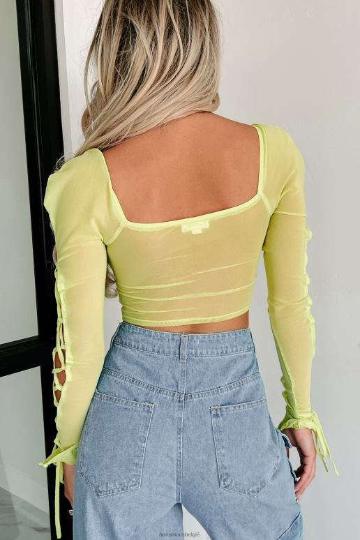 limoen groen het dragen van een smile mesh gewatteerde crop top NanaMacs HPTT104