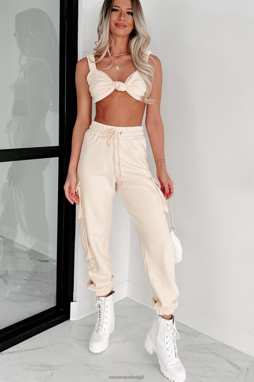 room beetje gepreoccupeerde crop top met knoop aan de voorkant NanaMacs HPTT1269