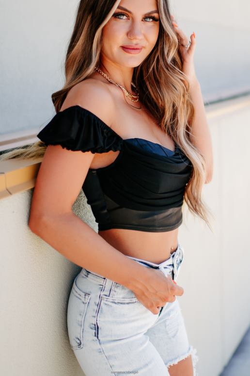 zwart get obsessed satijnen crop top met kapmouwtjes NanaMacs HPTT215