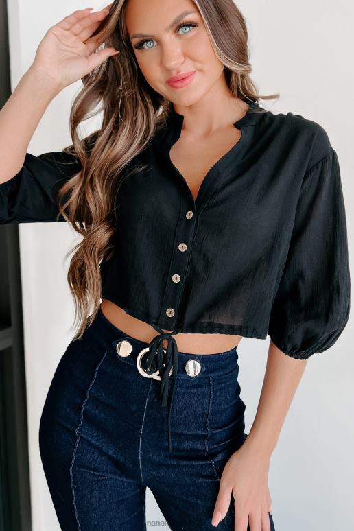 zwart gypsy life linnen crop top met knopen aan de voorkant NanaMacs HPTT868