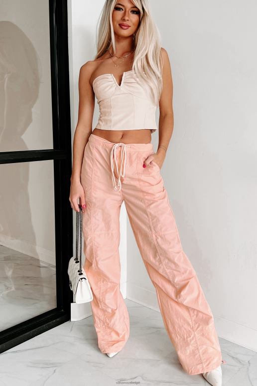 ecru dus in je strapless imitatieleren top NanaMacs HPTT197