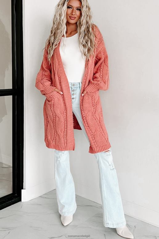 roze omarm het chille kabelgebreide vest NanaMacs HPTT3728